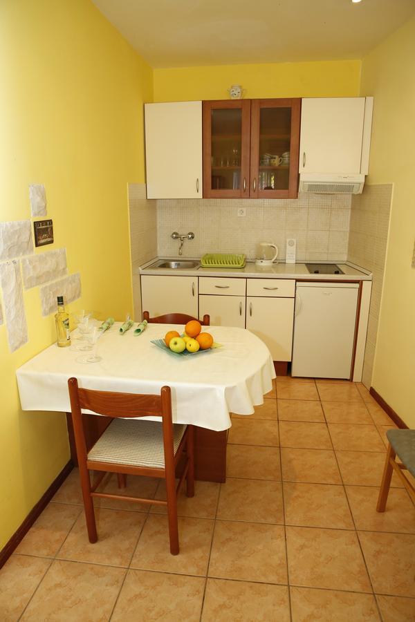 Apartment Lambasa ヴォディツェ エクステリア 写真